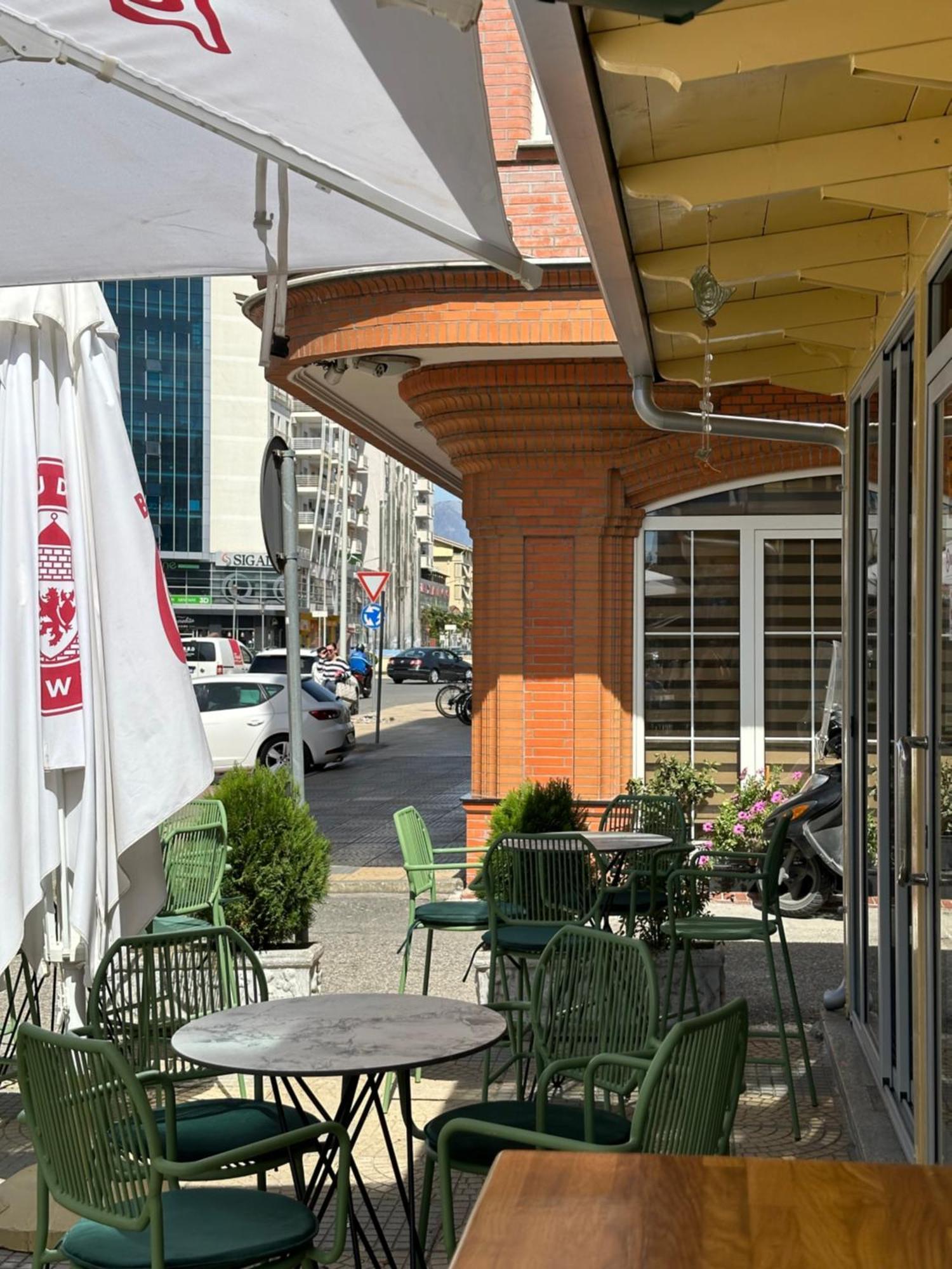 Canarin Hostel Шкодер Екстер'єр фото